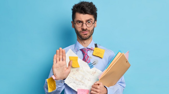 Отказывать НУЖНО!