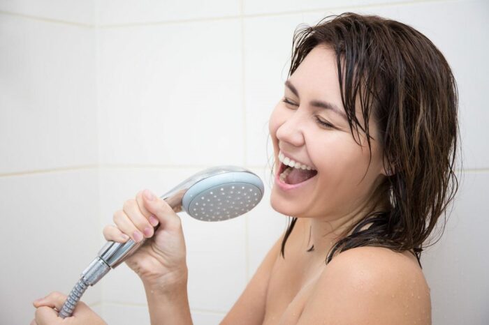 В ванной же всегда хочется петь - вот и пойте! / Фото: vsezdorovo.com