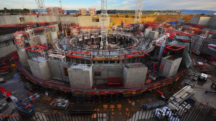 Термоядерный реактор  ITER. | Фото: LiveJournal.