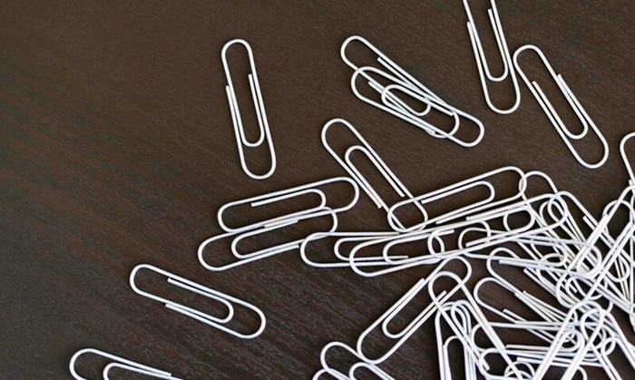 Поразительный символизм обычной скрепки в Норвегии.