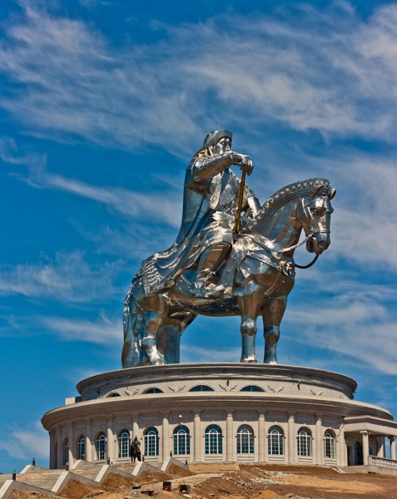 Легендарному месту и памятник соответствующий. /Фото: 1ynx.ru