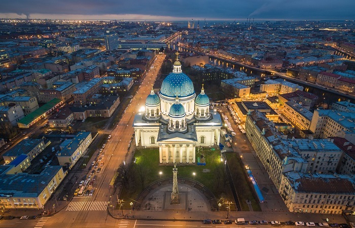 Самые большие голубые купола в северной столице. /Фото: pikabu.ru