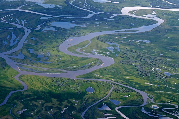 Байкал связан с огромным количеством рек. /Фото: pibig.info