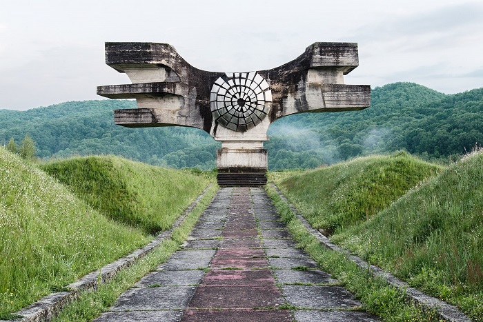 Один из самых известных югославских памятников. /Фото: reddit.com