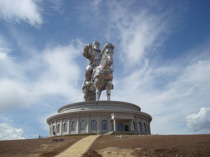 Самый большой памятник великому полководцу. /Фото: bigpicture.ru