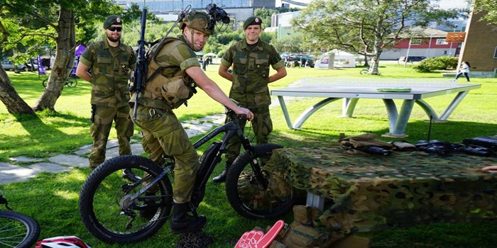 Теперь часть солдат Австралии будут ездить на велосипедах. /Фото: pinterest.com