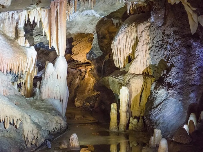 Пещера, где остановилась традиционная эволюция. /Фото: news.rambler.ru