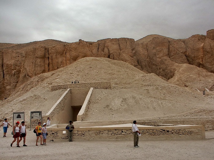 Гробница Тутанхамона, вид в 2004 году. /Фото: wikipedia.org