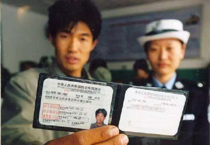 Без местных прав в Китае за руль не пустят. /Фото: laovaev.net