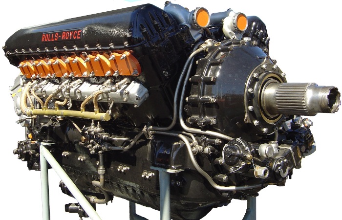 Двигатель Мерлин от Роллс-Ройс, поднимавший в небо Москито. /Фото: wikipedia.org