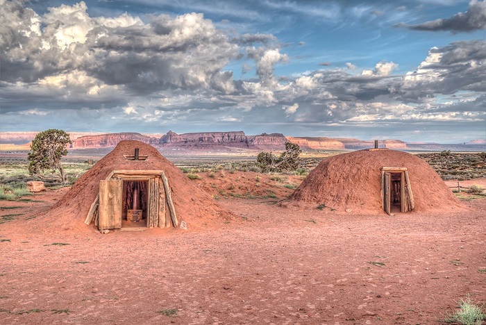 Хоган - традиционное жилище навахо. /Фото: wikipedia.org