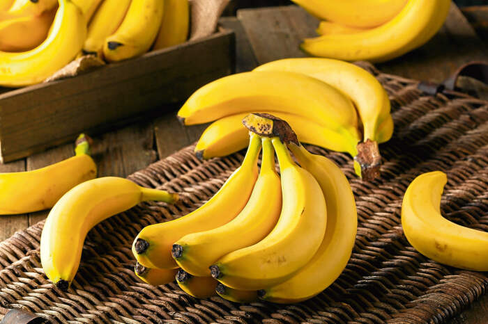 Калорий у бананов хватает, но они всё-таки полезны. /Фото: hashtag.al
