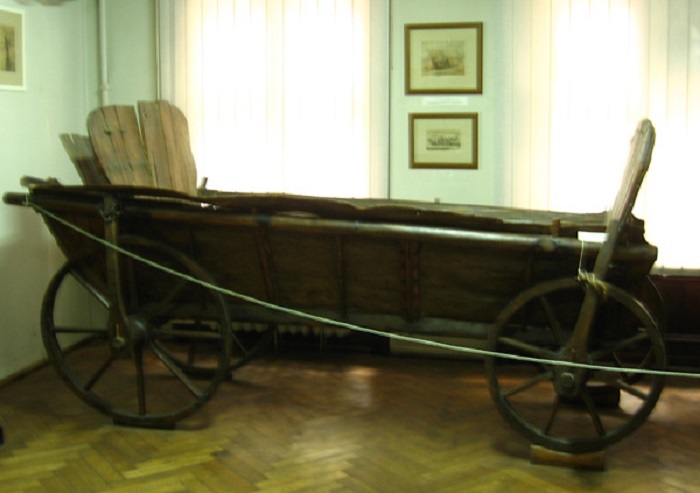Чумацкий воз в современной музейной экспозиции. /Фото: wikipedia.org