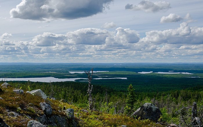 Вроде бы простая горная кряда, а на самом деле - настоящая аномальная зона. /Фото:  pikabu.ru