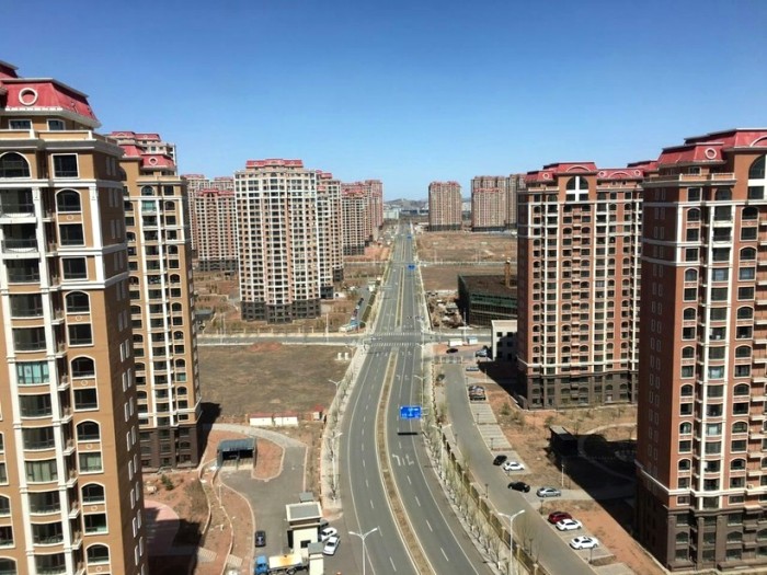 Бывший «призрак»: как в Китае решили проблему незаселённости пустого города Ордос 