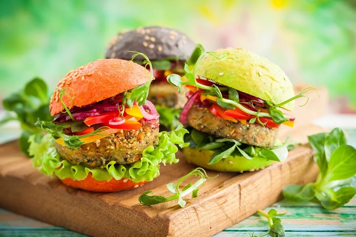 Бургеры без мяса - новый тренд в здоровом питании. /Фото: roscontrol.com