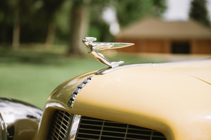 Даже статуэтки неожиданно стали проблемой. /Фото: forbes.com Даже статуэтки неожиданно стали проблемой. /Фото: forbes.com