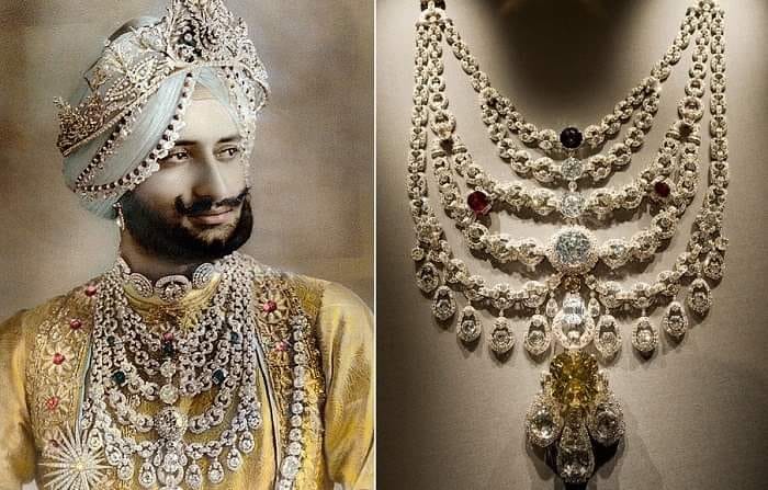 Уникальный ювелирный шедевр, не дошедший до наших дней в первозданном виде. Уникальный ювелирный шедевр, не дошедший до наших дней в первозданном виде.