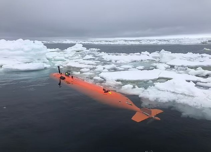 Подводный робот, исследовавший ледник. /Фото: focus.ua
