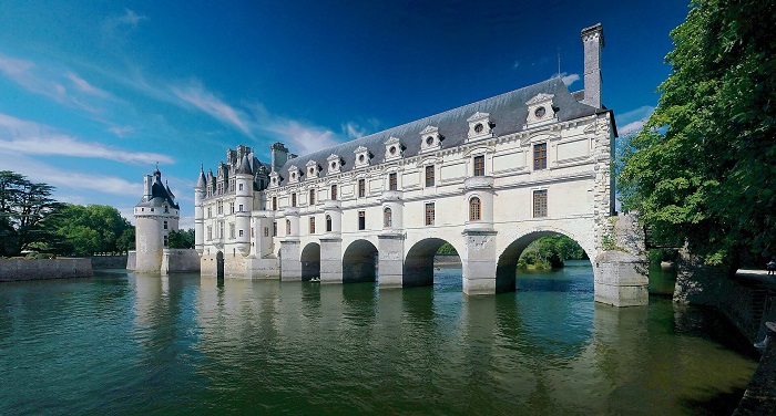 Потрясающий замок на реке. /Фото: wikipedia.org
