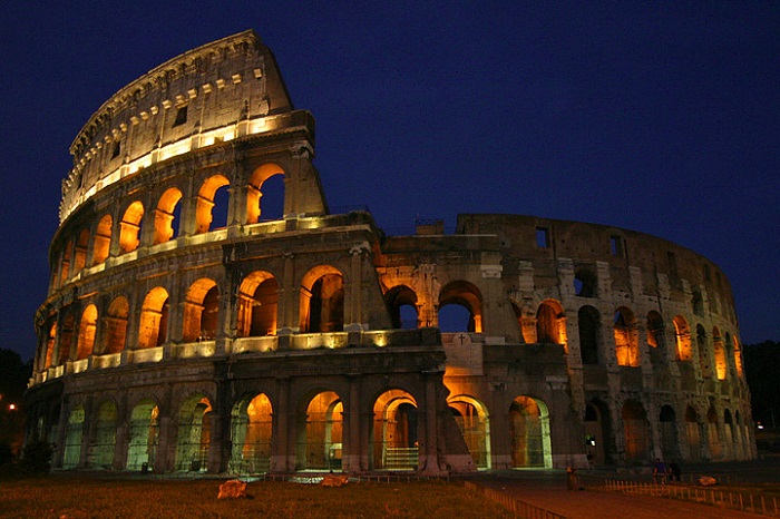 Стоят же античные бетонные здания тысячи лет и не рушатся. /Фото: wikiрedia.org