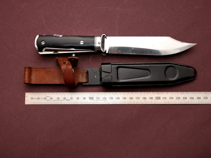 Длина ножа полностью совпадает с сохранившимися характеристиками. /Фото: armantik.ru