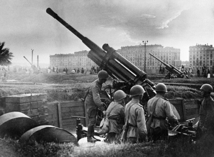 Советские зенитчики во время Великой отечественной войны. /Фото: wikipedia.org