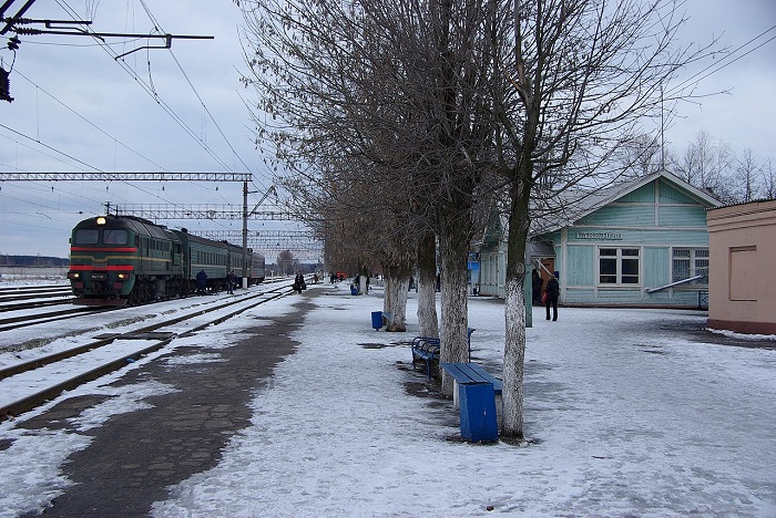 Станция Савёлово, от которой отходил поезд, 2008 год. /Фото: wikipedia.org