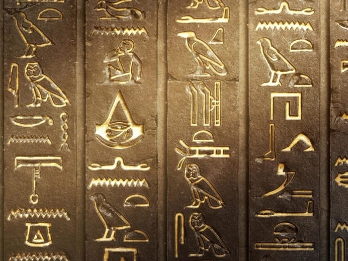 Обычно иероглифам приписывают слишком много функций как письма Древнего Египта. /Фото: golos.ua