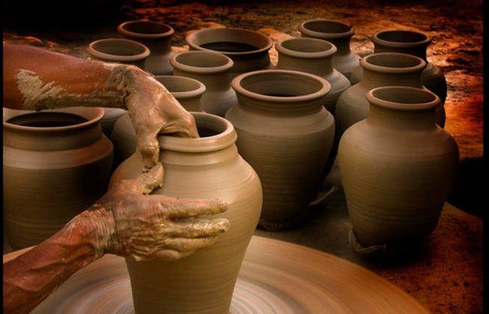 Глиняные сосуды использовались для хранения веками. /Фото: pinterest.com
