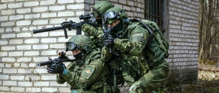 Российские солдаты в боевой экипировке будущего. /Фото: army-news.org