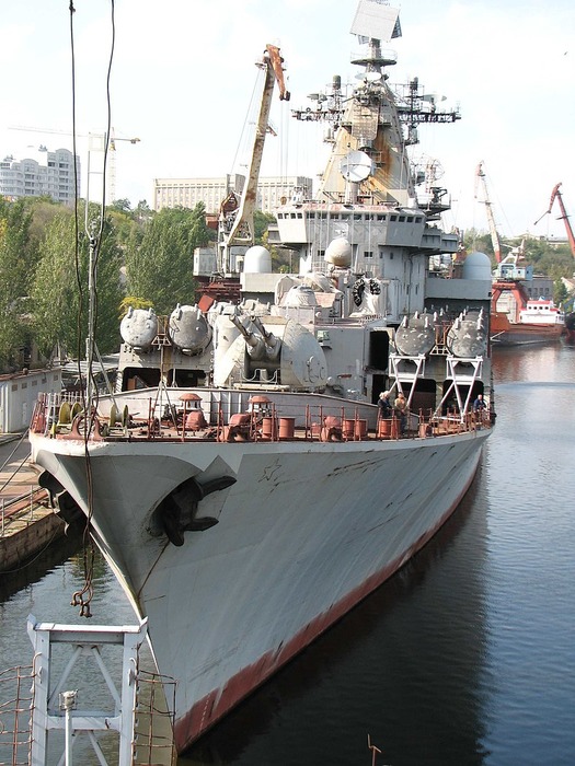 Недостроенный ракетный крейсер «Украина» в Николаеве, 2008 год. /Фото: wikipedia.org