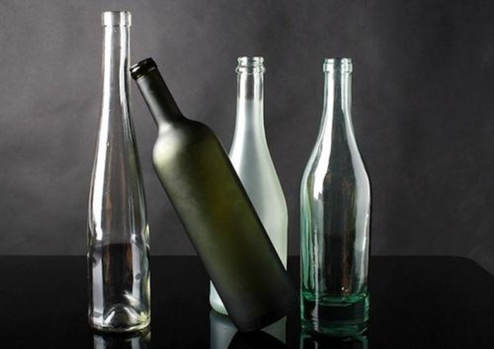 Выбор бутылки - важная составляющая качества конечного изделия. /Фото: argumenti.ru