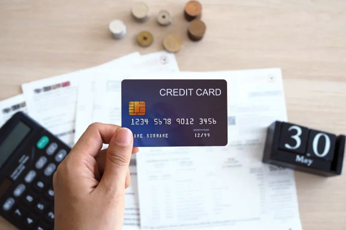 Кредитка когда-то стала прорывной, а теперь уходит в число устаревающих технологий. Кредитка когда-то стала прорывной, а теперь уходит в число устаревающих технологий.