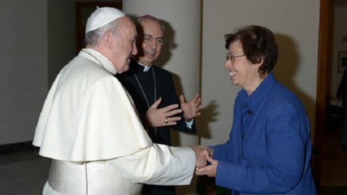 Женщин среди граждан Ватикана очень мало, и Франческа Ди Джованни -  одна из них. /Фото: znaj.ua