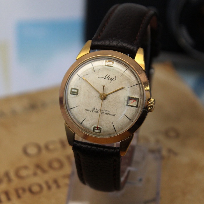 Гражданский аналог «Командирских» часов.