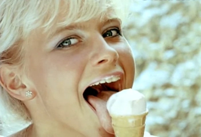 Самая популярная реклама компании - ролик о мороженом. /Фото: wordpress.com