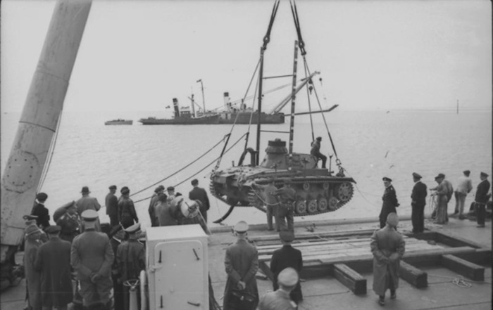 Ныряющий танк, который нырял не очень хорошо. Ныряющий танк, который нырял не очень хорошо.