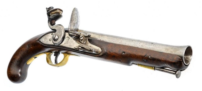 Пиратский пистолет. /Фото: auction.ru
