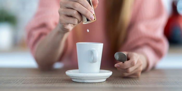 Сдоба и руки со следами химикатов - так началась история сахарина. /Фото: diabetes.co.uk Сдоба и руки со следами химикатов - так началась история сахарина. /Фото: diabetes.co.uk