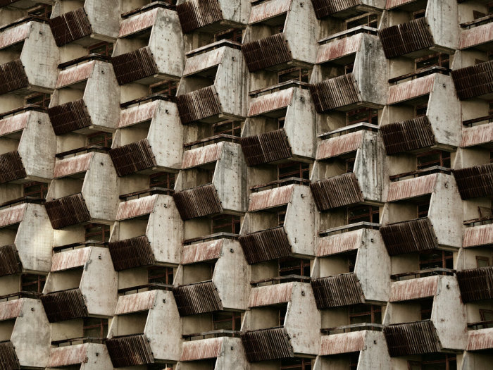 Конструкцию можно сравнить с пчелиным ульем, а балконы - с сотами / Фото: yandex.com