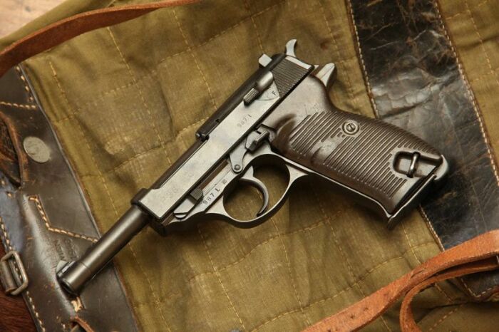 Пистолет Вальтер П38 отличался компактными размерами и высокими показателями мощности / Фото: guns.allzip.org