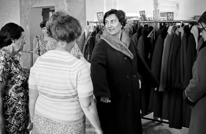 Пальто с воротниками, например, из чернобурки служили годами, а потом их еще могли и «обновить», поменяв лицевую сторону / Фото: just-interes.ru