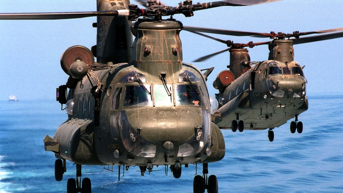 Однако все американские тяжелые вертолеты производятся на базе колесного шасси / Фото: warfiles.ru