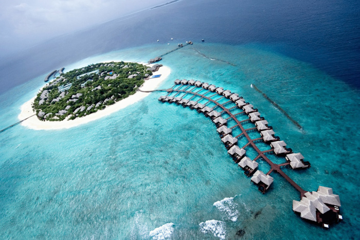 К государствам-островам без рек относятся и Мальдивы / Фото: lookandtravel.ru