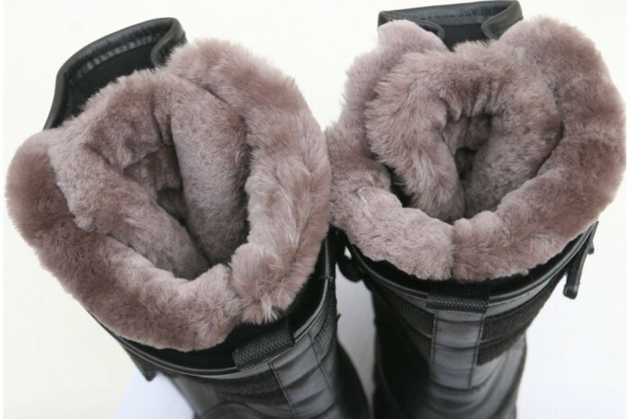 На холодные зимы лучше покупать обувь с натуральным мехом / Фото: hsnone.ru