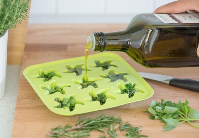 Масло добавляйте любое: подсолнечное, оливковое, кунжутное / Фото:kolobok.ua