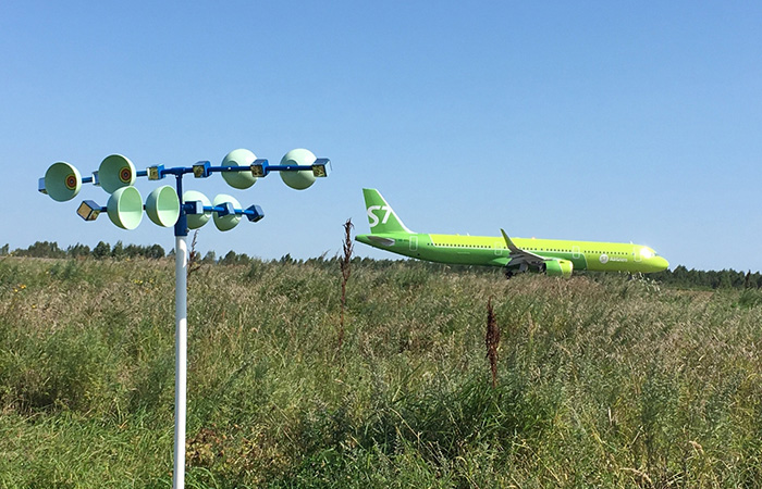 Также используют отпугиватели Также используют отпугиватели