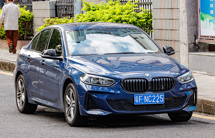 Машина из Китая Машина из Китая