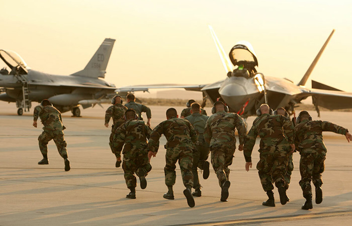 Кадр из фильма «Трансформеры»./ Фото: kino-teatr.ru